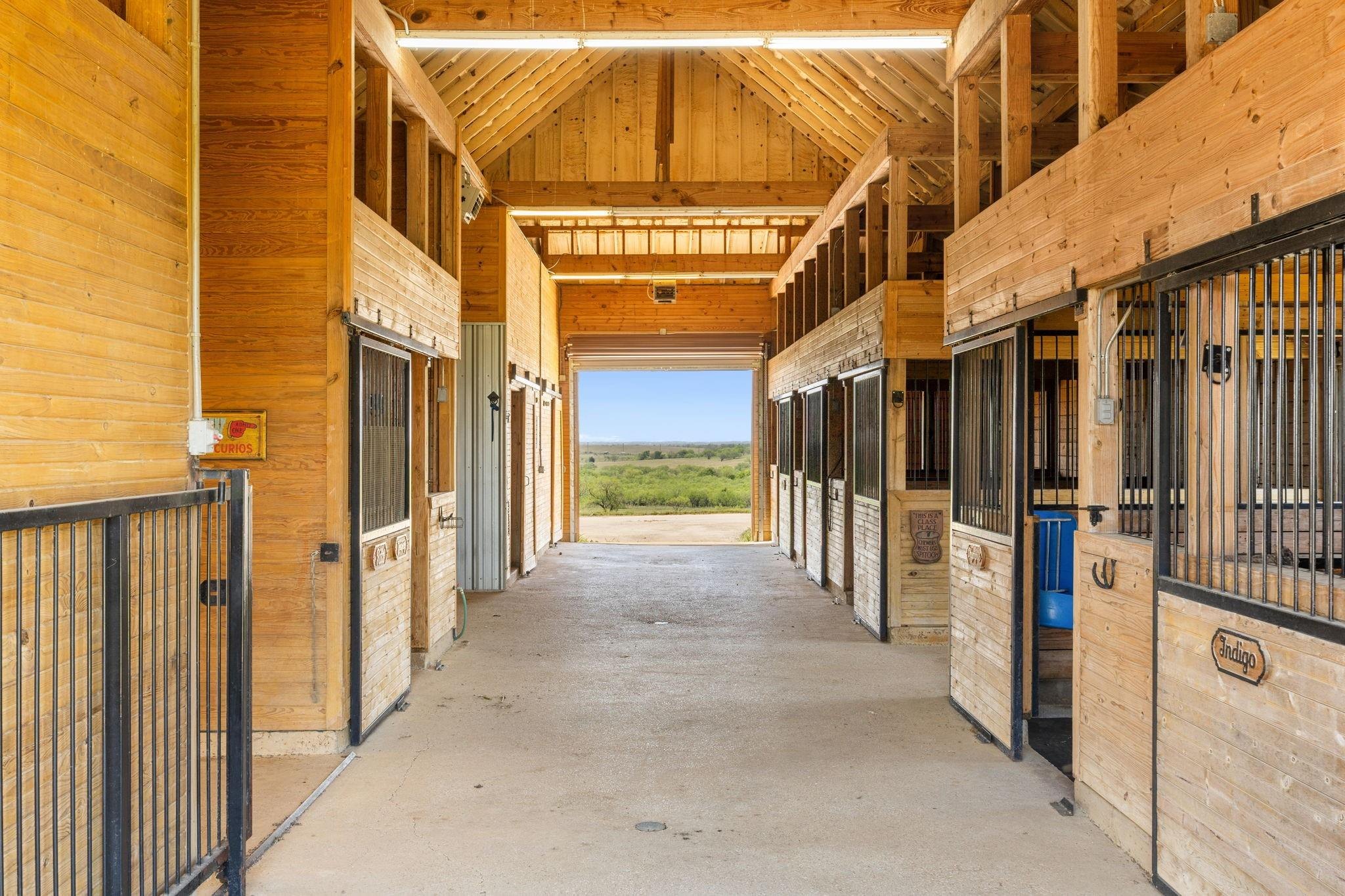 Tr9 Ranch Trio Texas Ranch — A Private Estate on Lake Ray Roberts